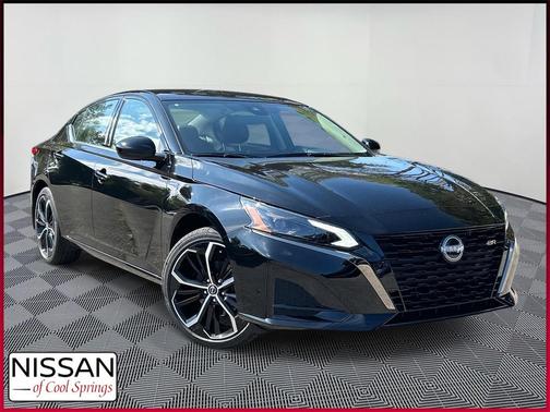 2025 Nissan Altima SR FWD