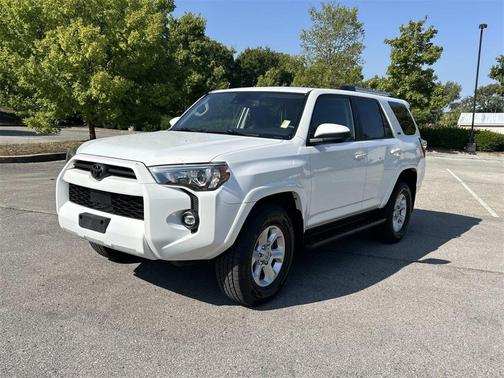 2022 Toyota 4Runner SR5