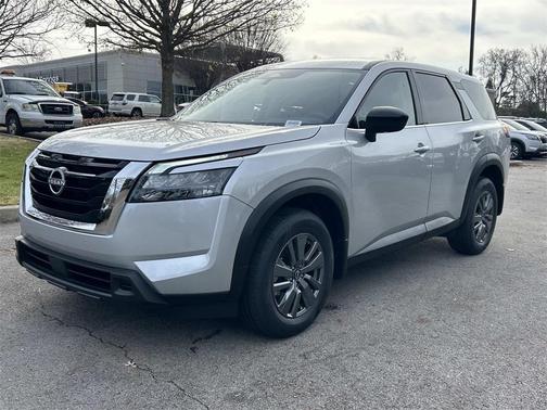 2025 Nissan Pathfinder S FWD
