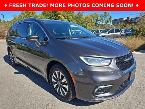 2021 Chrysler Pacifica Hybrid Touring L