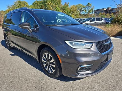 2021 Chrysler Pacifica Hybrid Touring L
