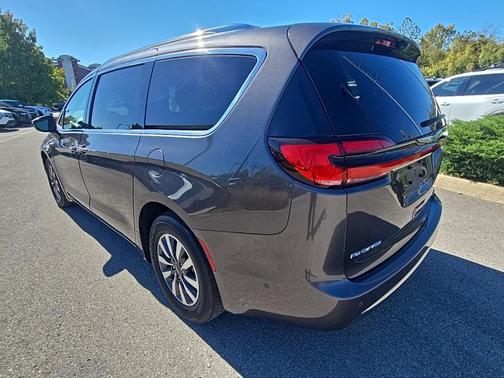 2021 Chrysler Pacifica Hybrid Touring L