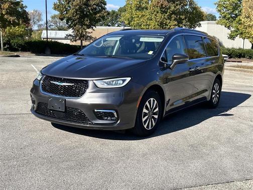 2021 Chrysler Pacifica Hybrid Touring L