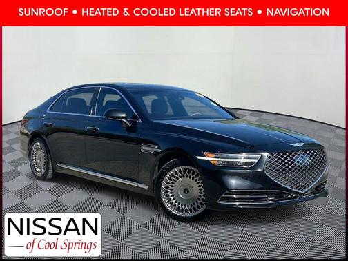 Vik Black 2022 Genesis G90 Premium