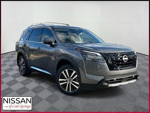 2025 Nissan Pathfinder Platinum 4WD