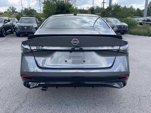 Gun Met 2026 Nissan Sentra SR