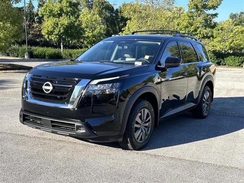 2025 Nissan Pathfinder SV FWD
