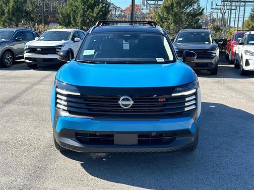 2026 Nissan Kicks SR