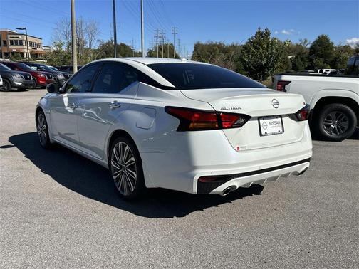 2025 Nissan Altima 2.5 SL