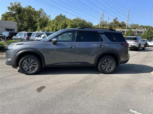 2025 Nissan Pathfinder SV 4WD