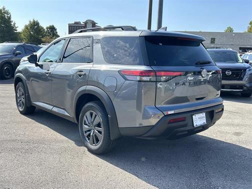 2025 Nissan Pathfinder SV 4WD