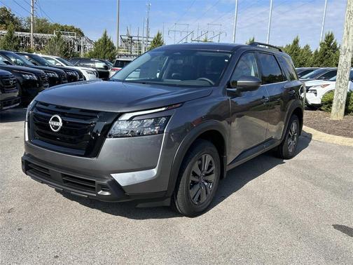 2025 Nissan Pathfinder SV 4WD
