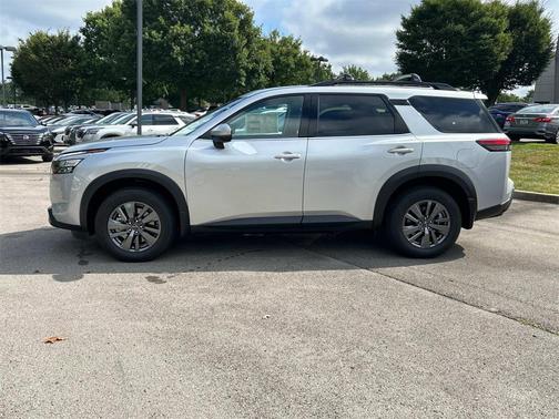 2025 Nissan Pathfinder SV 4WD