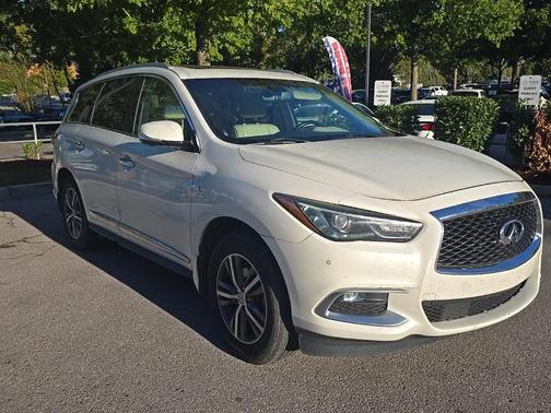 2016 INFINITI QX60 Base