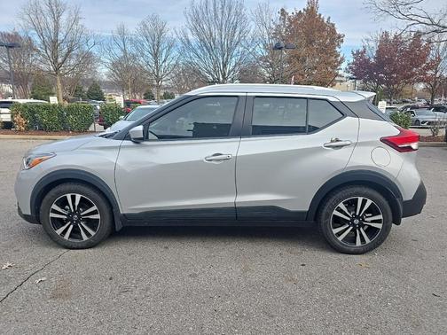 2019 Nissan Kicks SV