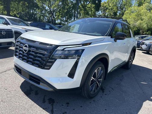 White Pearl 2026 Nissan Pathfinder Platinum