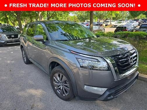 2022 Nissan Pathfinder S