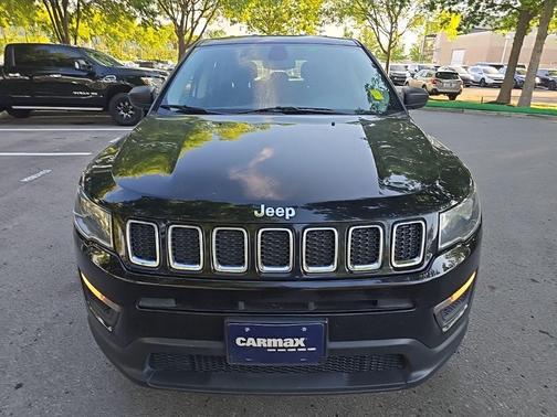 Diamond Black Crystal Pearlcoat 2021 Jeep Compass Sport