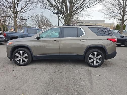 2020 Chevrolet Traverse LT Leather