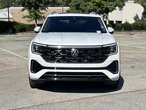 2024 Volkswagen Atlas 2.0T SEL Premium R-Line 4MOTION
