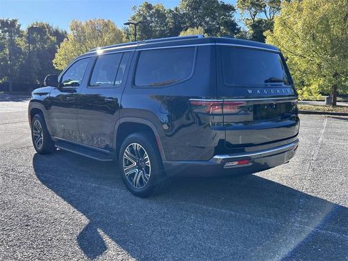 2022 Jeep Wagoneer Series III 4x2