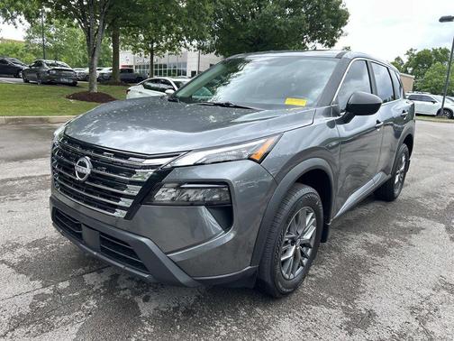 Gun Metallic 2025 Nissan Rogue S