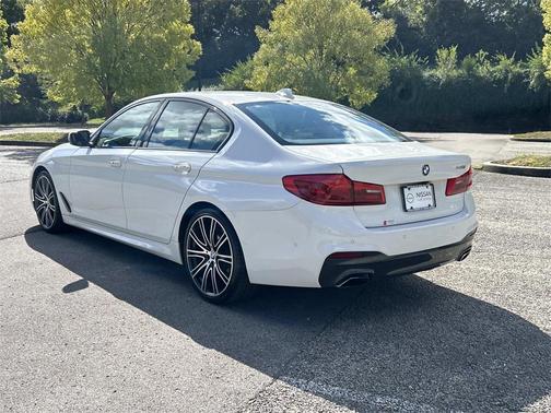 2018 BMW 540 540i