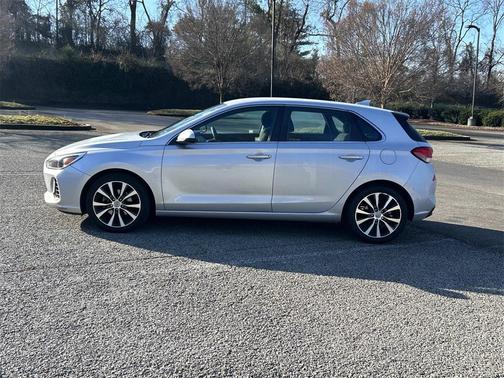 2018 Hyundai Elantra GT Base