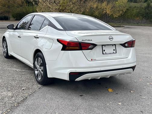 2025 Nissan Altima S FWD