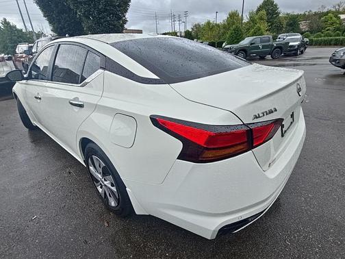 2025 Nissan Altima S FWD