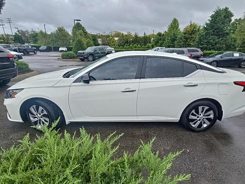2025 Nissan Altima S FWD