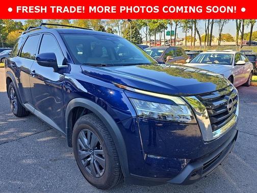 2022 Nissan Pathfinder SV 4WD