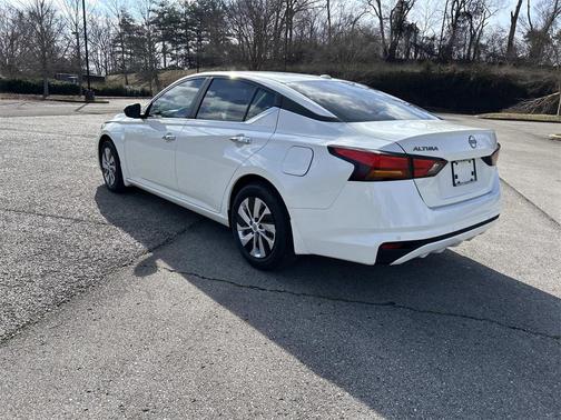 2025 Nissan Altima S FWD