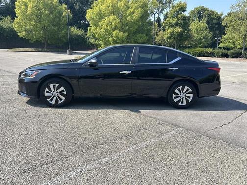 2025 Nissan Altima S FWD