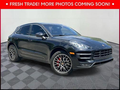 Jet Black Metallic 2015 Porsche Macan Macan Turbo