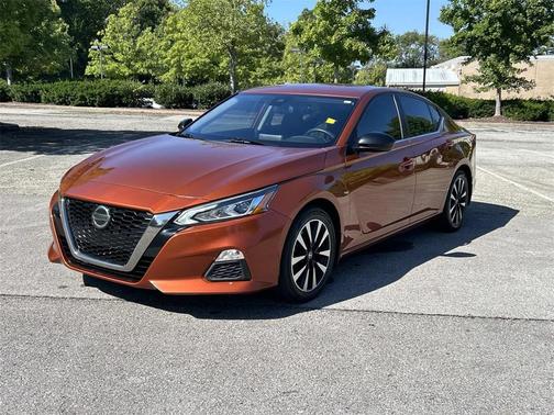 2020 Nissan Altima SR FWD