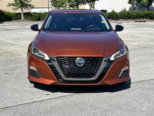 2020 Nissan Altima SR FWD