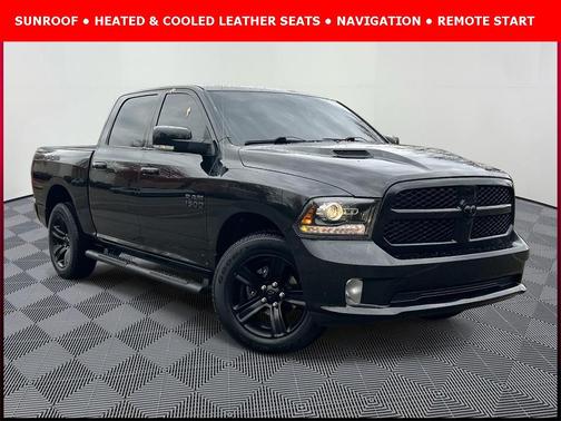 2017 RAM 1500 Night Crew Cab 4x4 5'7' Box