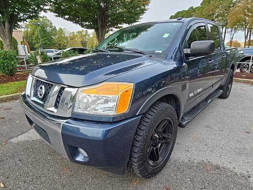 2015 Nissan Titan SV