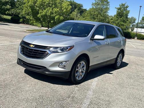 Silver Ice Metallic 2020 Chevrolet Equinox 1LT