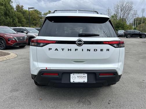 2025 Nissan Pathfinder SV FWD