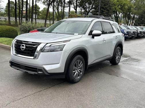 2025 Nissan Pathfinder SV 4WD
