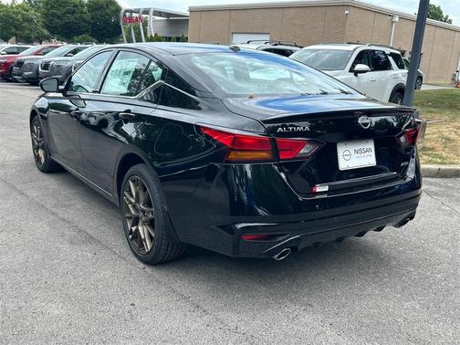 2025 Nissan Altima SR AWD