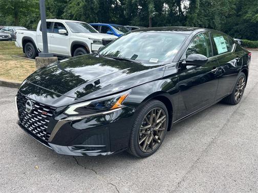2025 Nissan Altima SR AWD