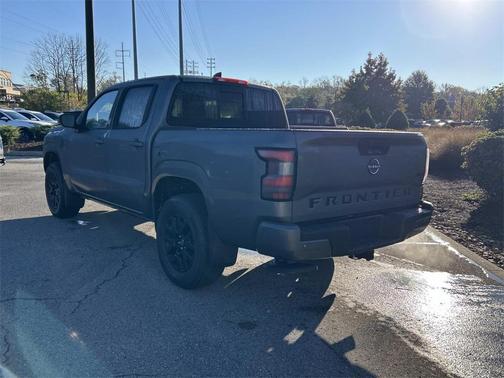 2026 Nissan Frontier SV