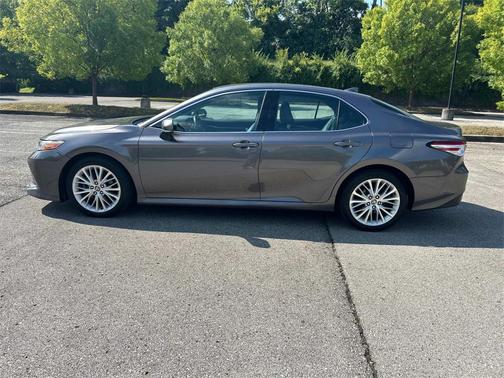 2020 Toyota Camry XLE