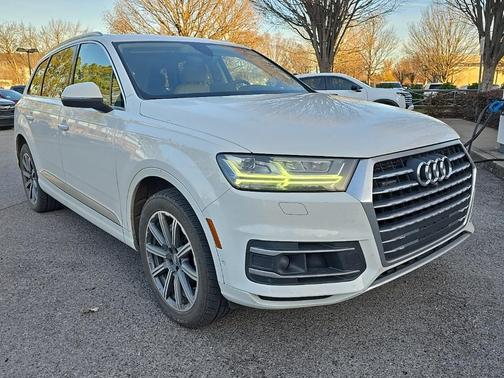 2019 Audi Q7 55 Premium Plus