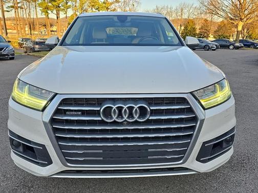2019 Audi Q7 55 Premium Plus