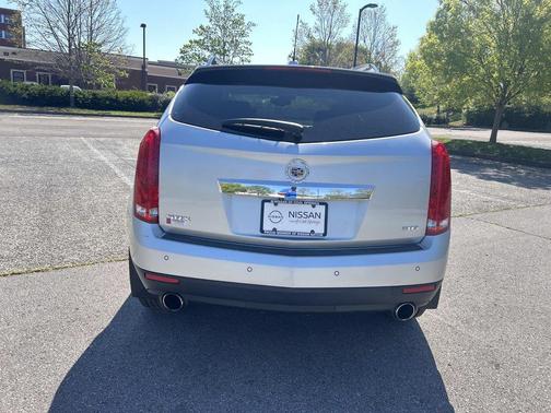 Radiant Silver Metallic 2015 Cadillac SRX Luxury Collection