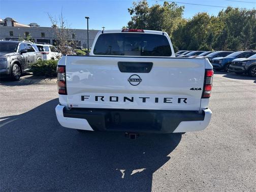 2026 Nissan Frontier SV